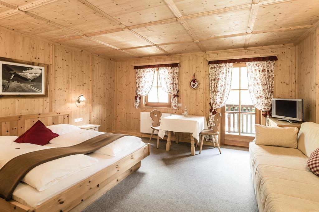 Hotel Oberraindlhof Senales Bilik gambar